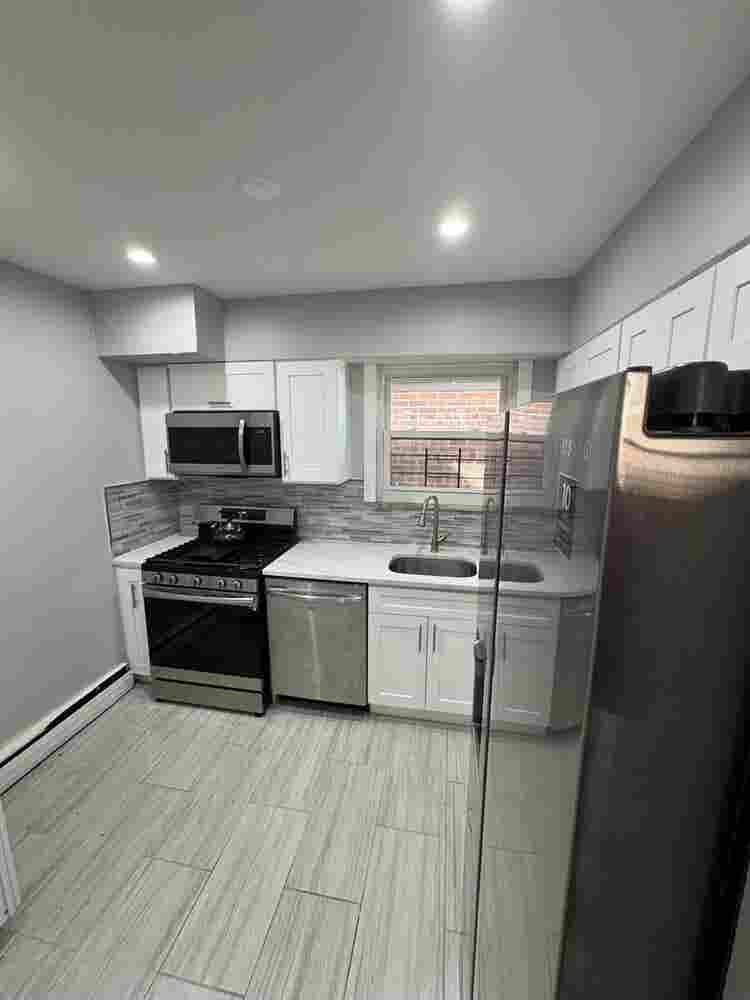 Spacious rooms for rent