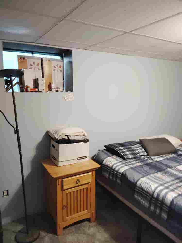 Furnished room for rent