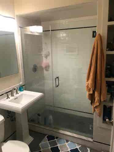 URGENT 1bd available June 1st!