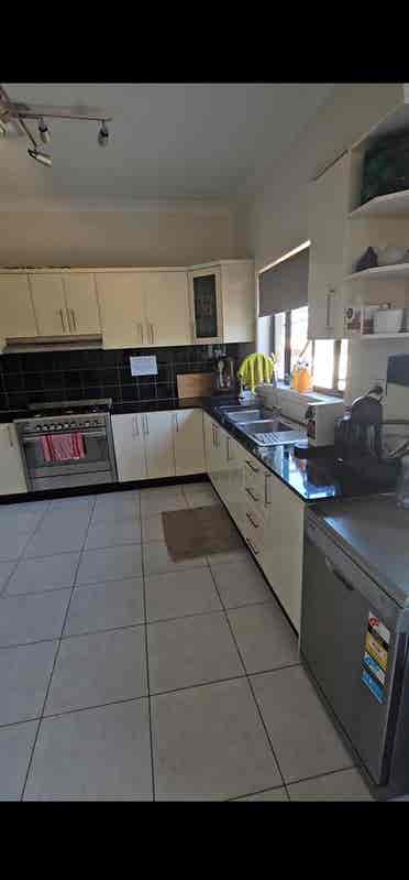 Room for rent shared house