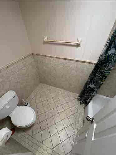 Room for Rent in Buford House