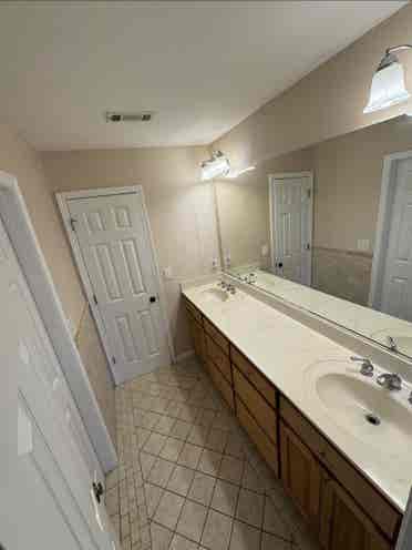 Room for Rent in Buford House