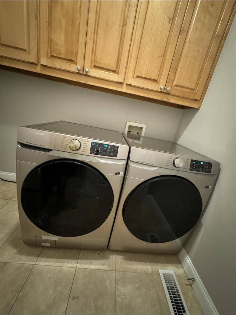 Room for Rent in Buford House