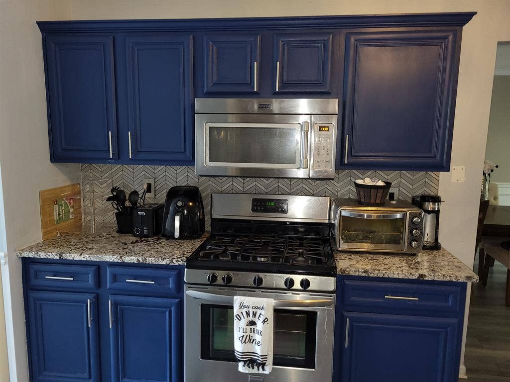 ROOM FOR RENT IN ELLENWOOD