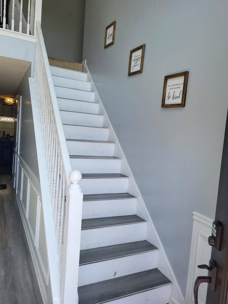 ROOM FOR RENT IN ELLENWOOD