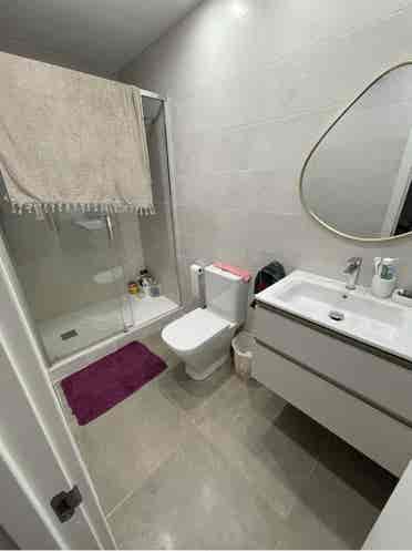 Habitación libre para chica