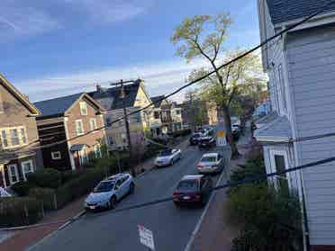 Davis Square Summer Sublet BA