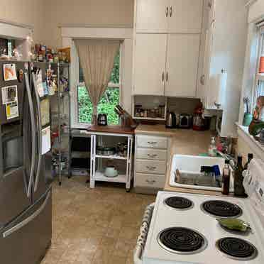 3rd Roommate Needed- Group Lease