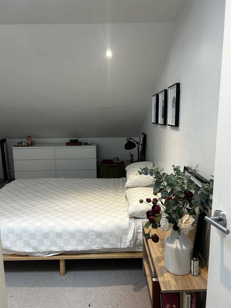 Room with Ensuite and Study!