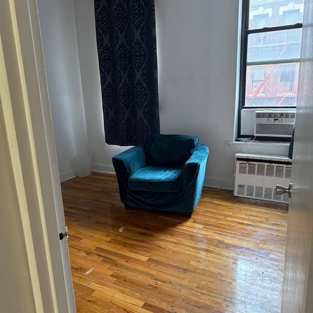 $ Room in Uptown Manhattan