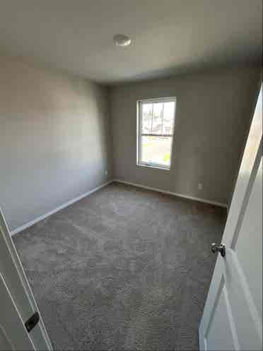 2 New Rooms In Bonney Lake