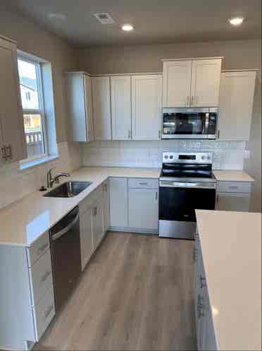 2 New Rooms In Bonney Lake
