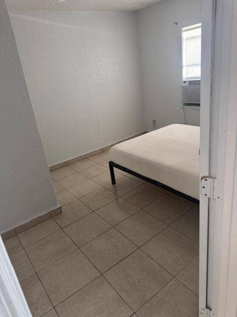 Cozy, clean private room for rent