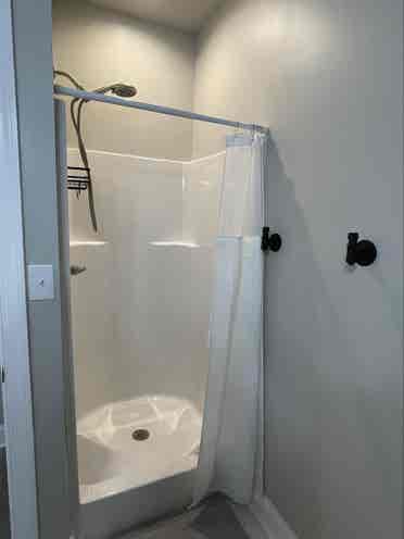 Furnished rm with Private Bathroom