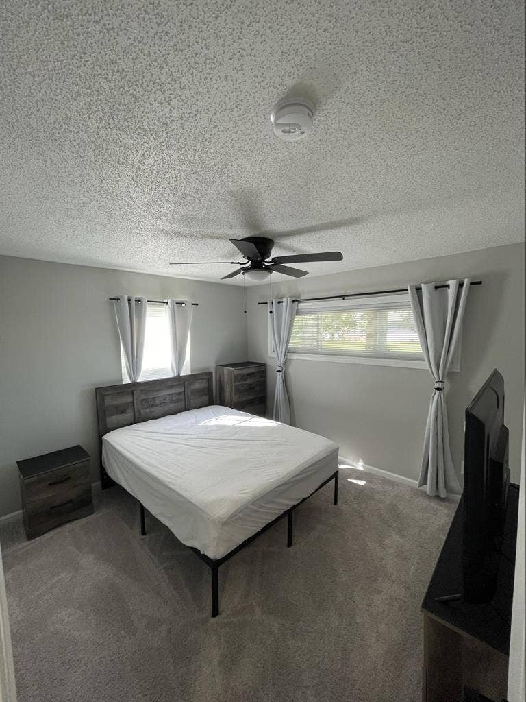 Fully Furnished room in Norfolk