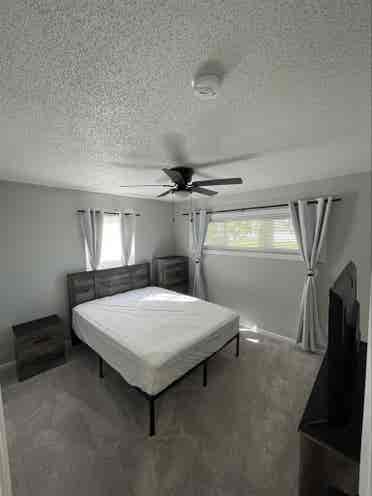 Fully Furnished room in Norfolk