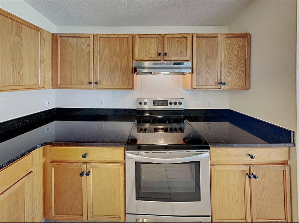 Step into Elegant Living!!