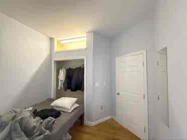 4BR Northeastern | Move September 1