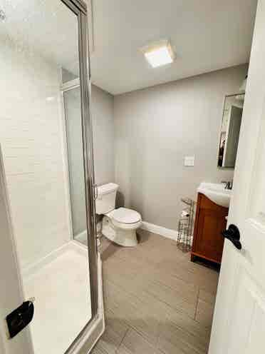 Confortable and Safe room in Iselin