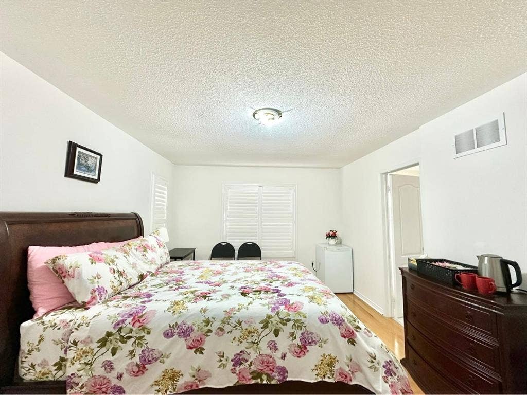 Room for rent by day/week
