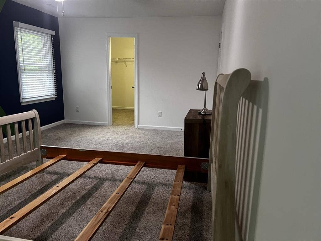 1 Large bedroom in a shared house.