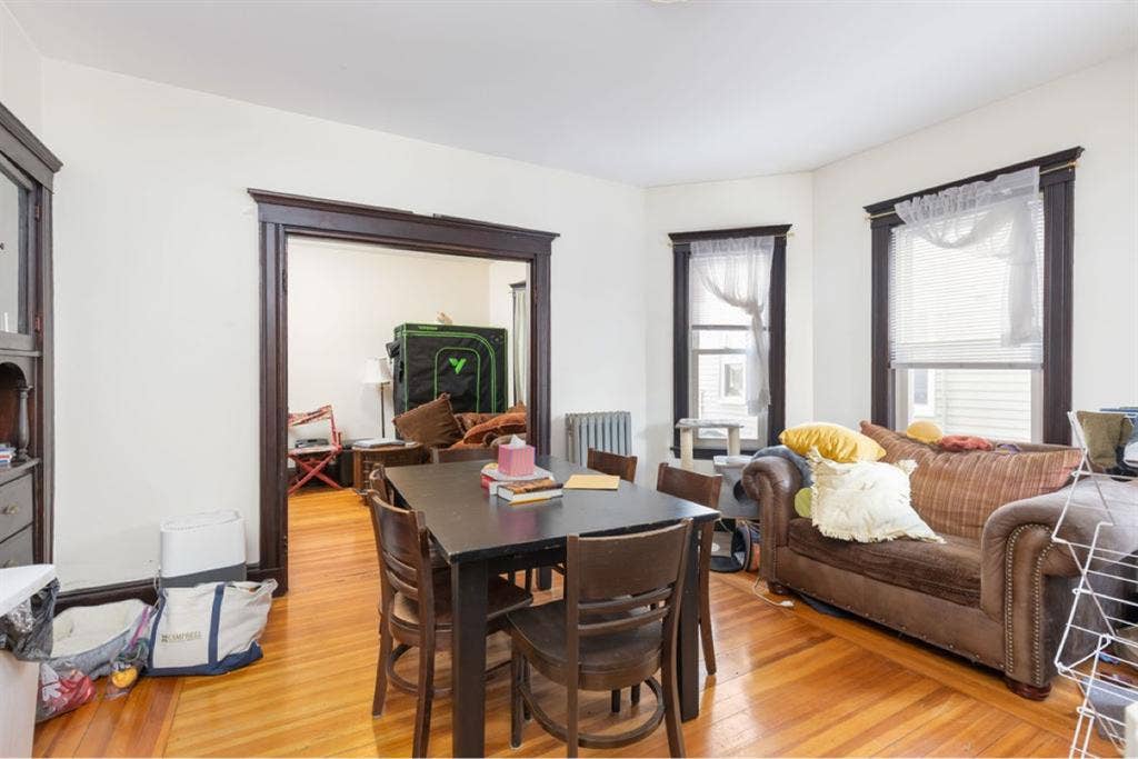 Somerville Move-In September 1