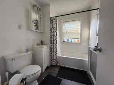 5BR – Allston Duplex, Sept 1