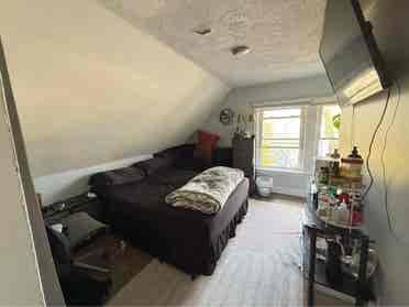 5BR – Allston Duplex, Sept 1