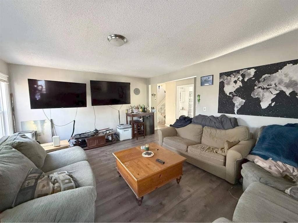 5BR – Allston Duplex, Sept 1