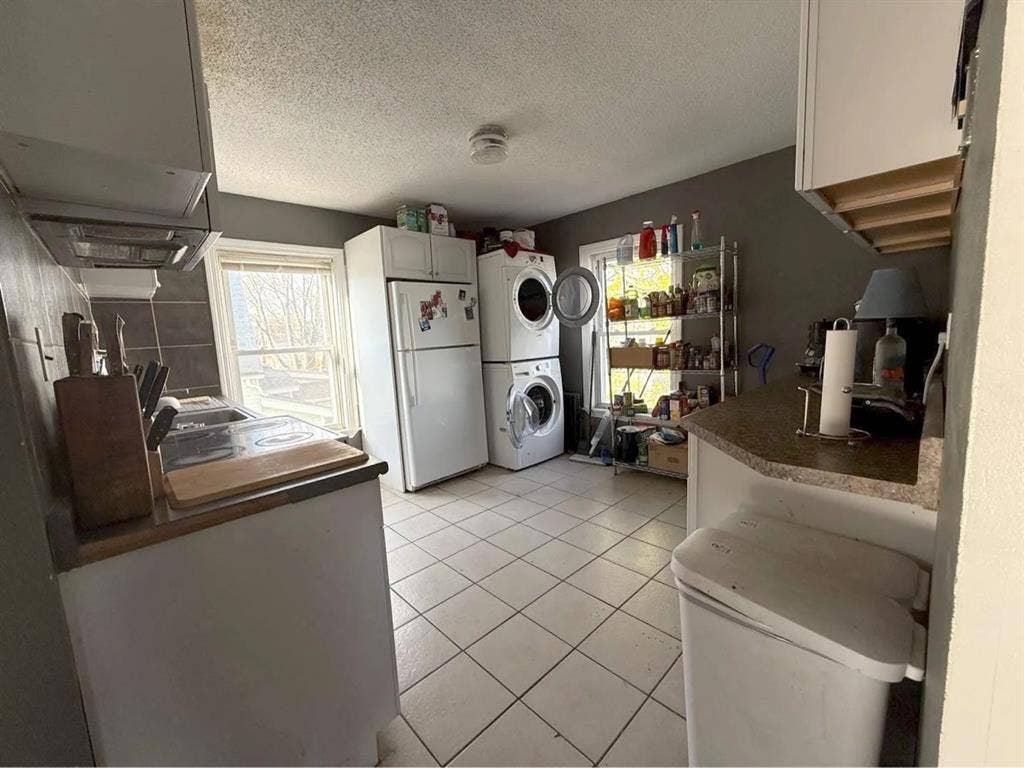 5BR – Allston Duplex, Sept 1