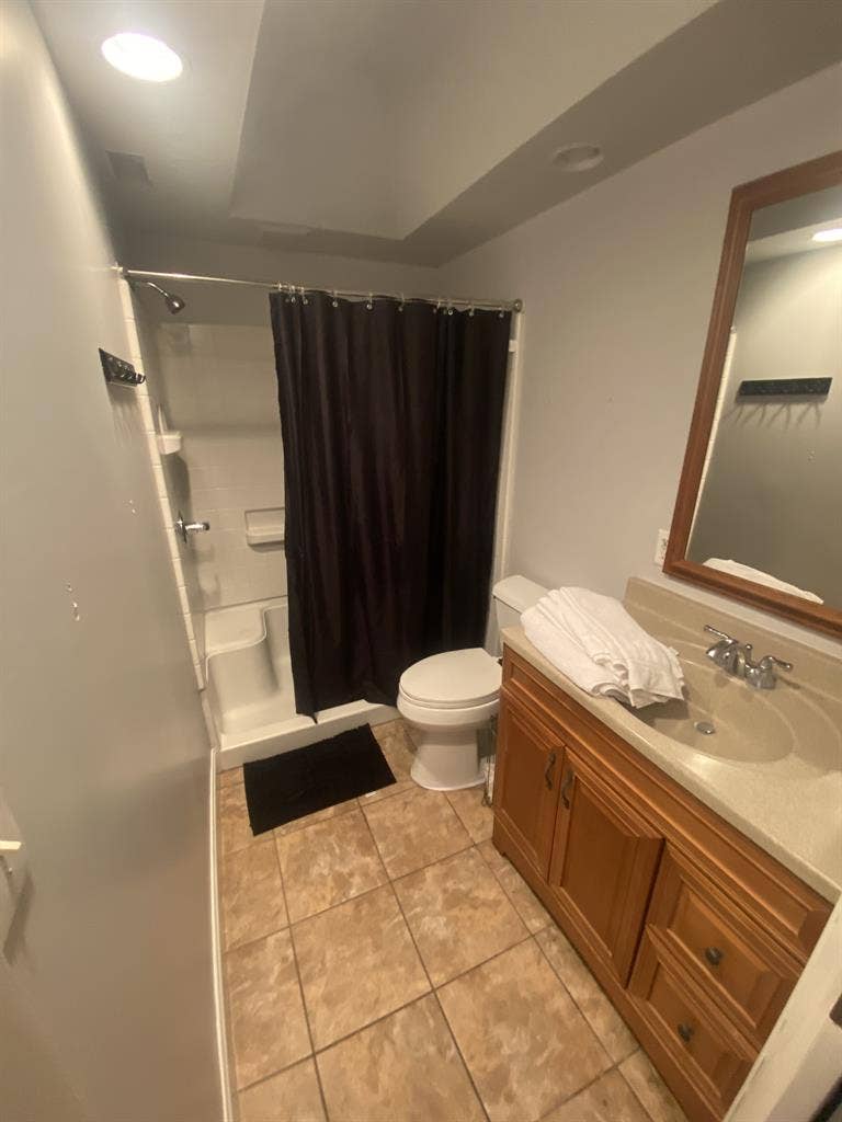 Private bedroom & bathroom