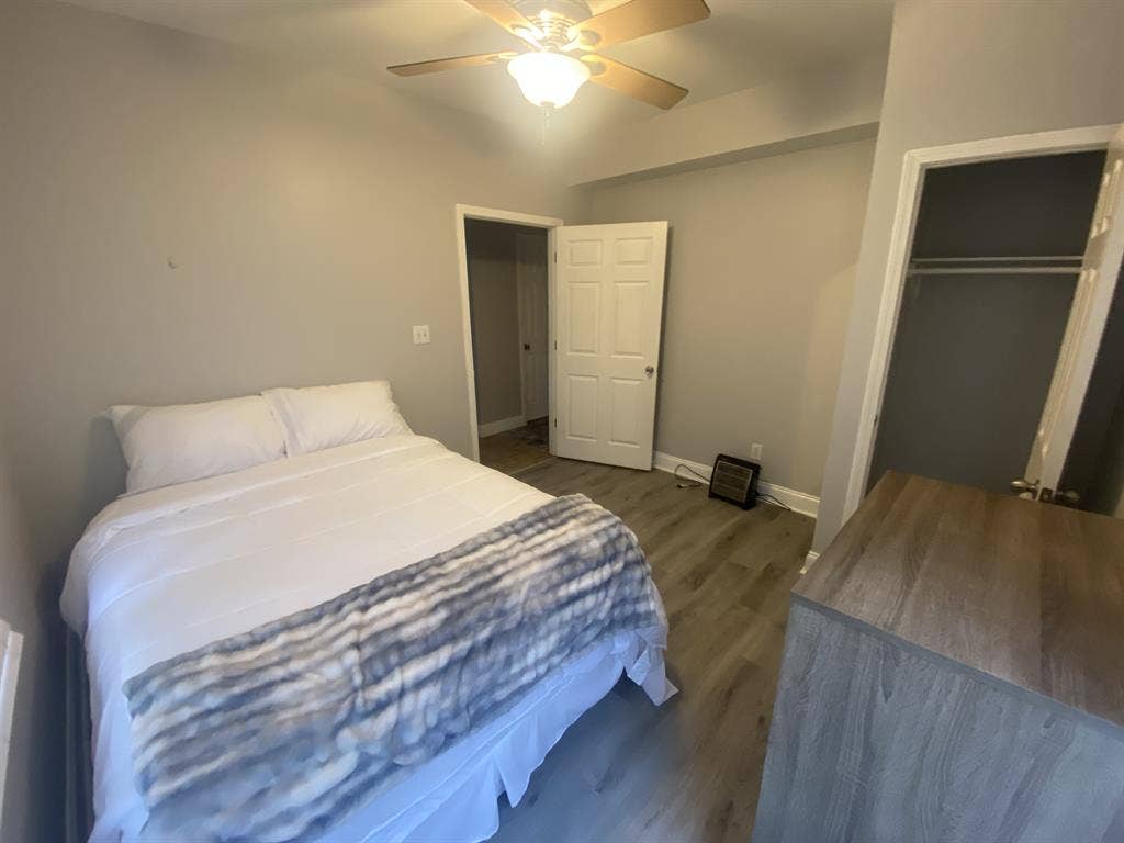 Private bedroom & bathroom