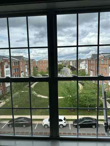 Room to rent Ashburn , VA