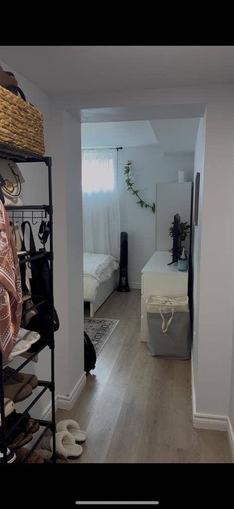 Sublet bed & b
ath unit Female Only