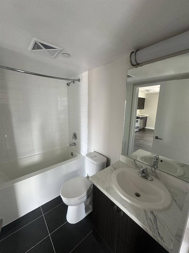 Renting private room from 1stJune.