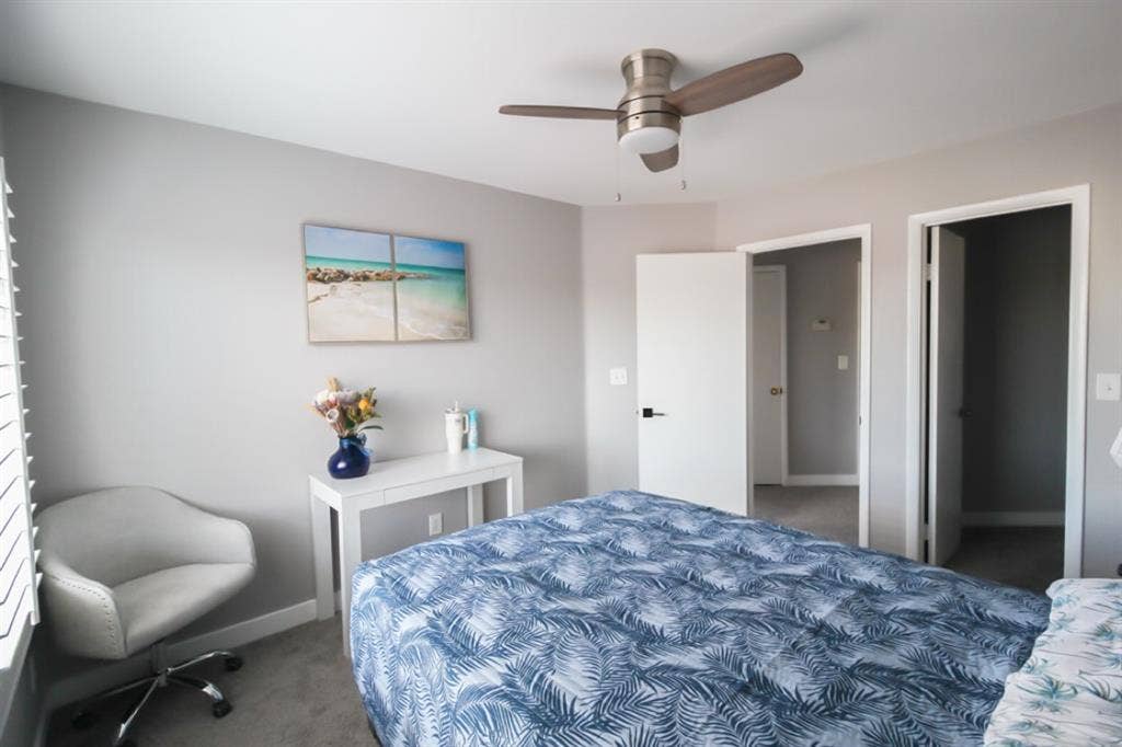 Furnished Room with Pool view