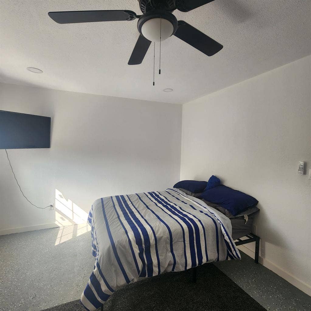 ALL BILLS PAID STUDIO