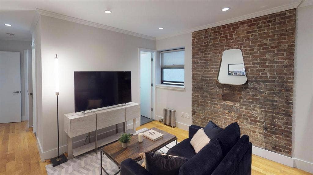 1 BR in New York