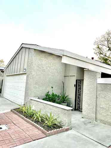 Room for Rent in FullertonBrea area