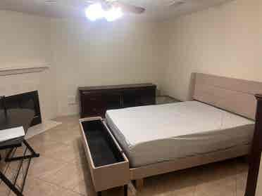 Large private room in nice house
