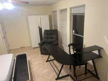 Large private room in nice house