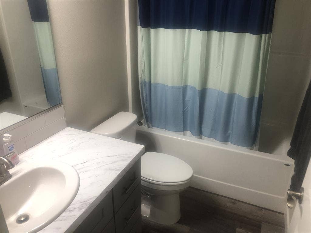 Private Furbished Room