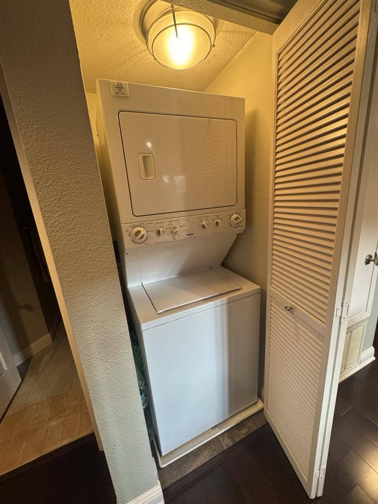 Need roommate in a bath condo