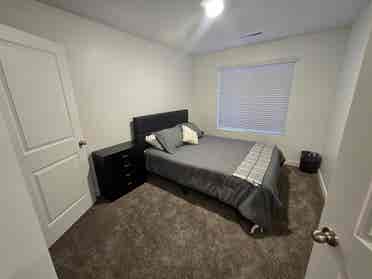 ROOM IN BRAND NEW TOWNHOME FOR RENT