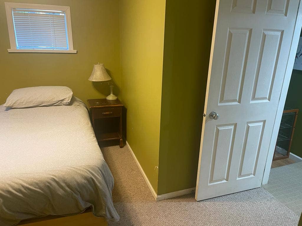 Private room in Shared Basement