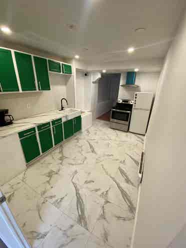 🔥 Renovated Room in Prime Location