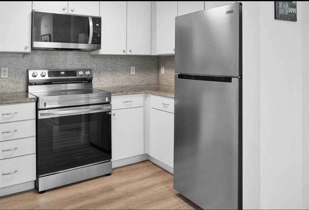 ROOM FOR RENT BRICKELL - FURNISHED
