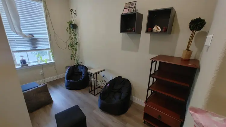 Room for Rent in Arlington