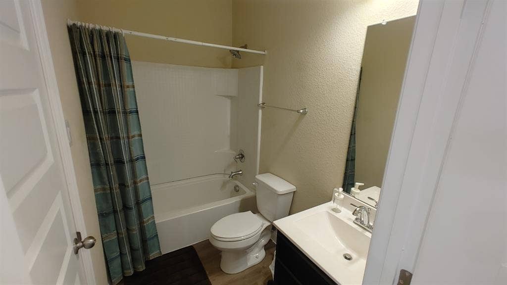 Room for Rent in Arlington