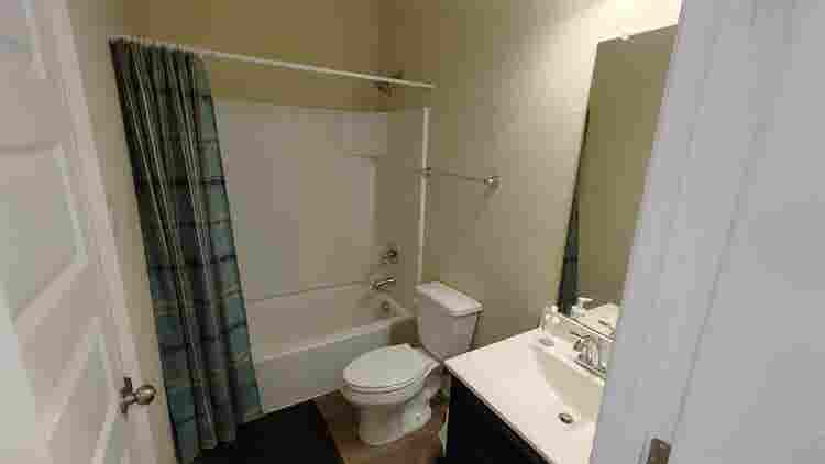Room for Rent in Arlington